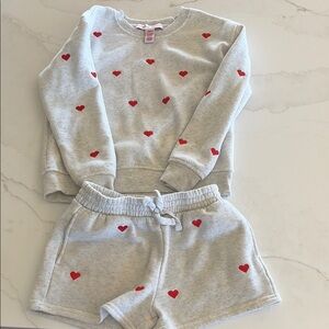 Girls' Light Gray Heart-Print Pajama Set - Red Hearts